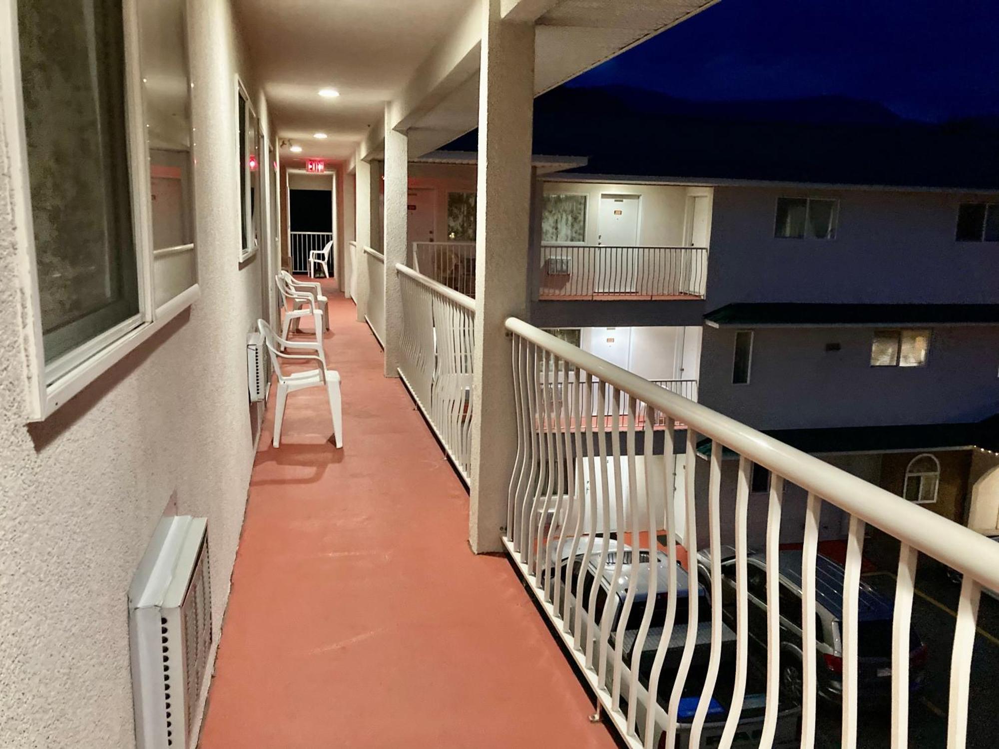Motel 99 แกรนด์ฟอร์คส์ ภายนอก รูปภาพ