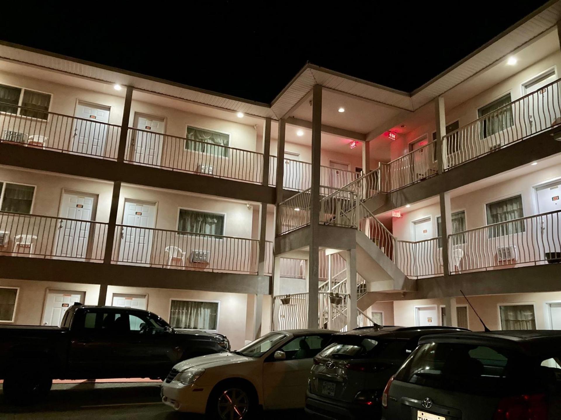 Motel 99 แกรนด์ฟอร์คส์ ภายนอก รูปภาพ