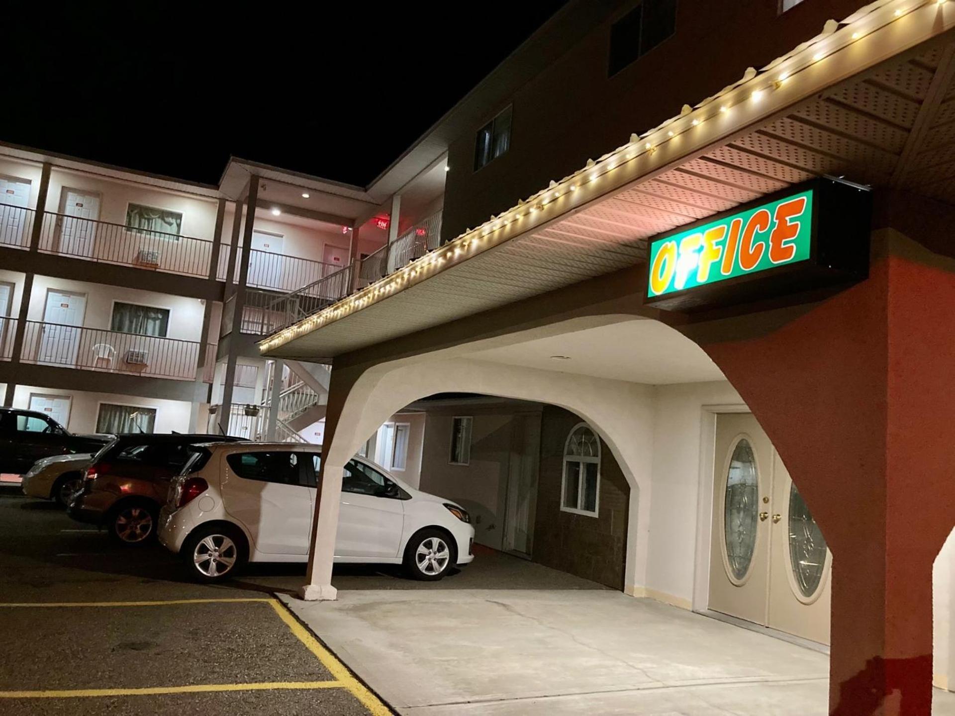 Motel 99 แกรนด์ฟอร์คส์ ภายนอก รูปภาพ