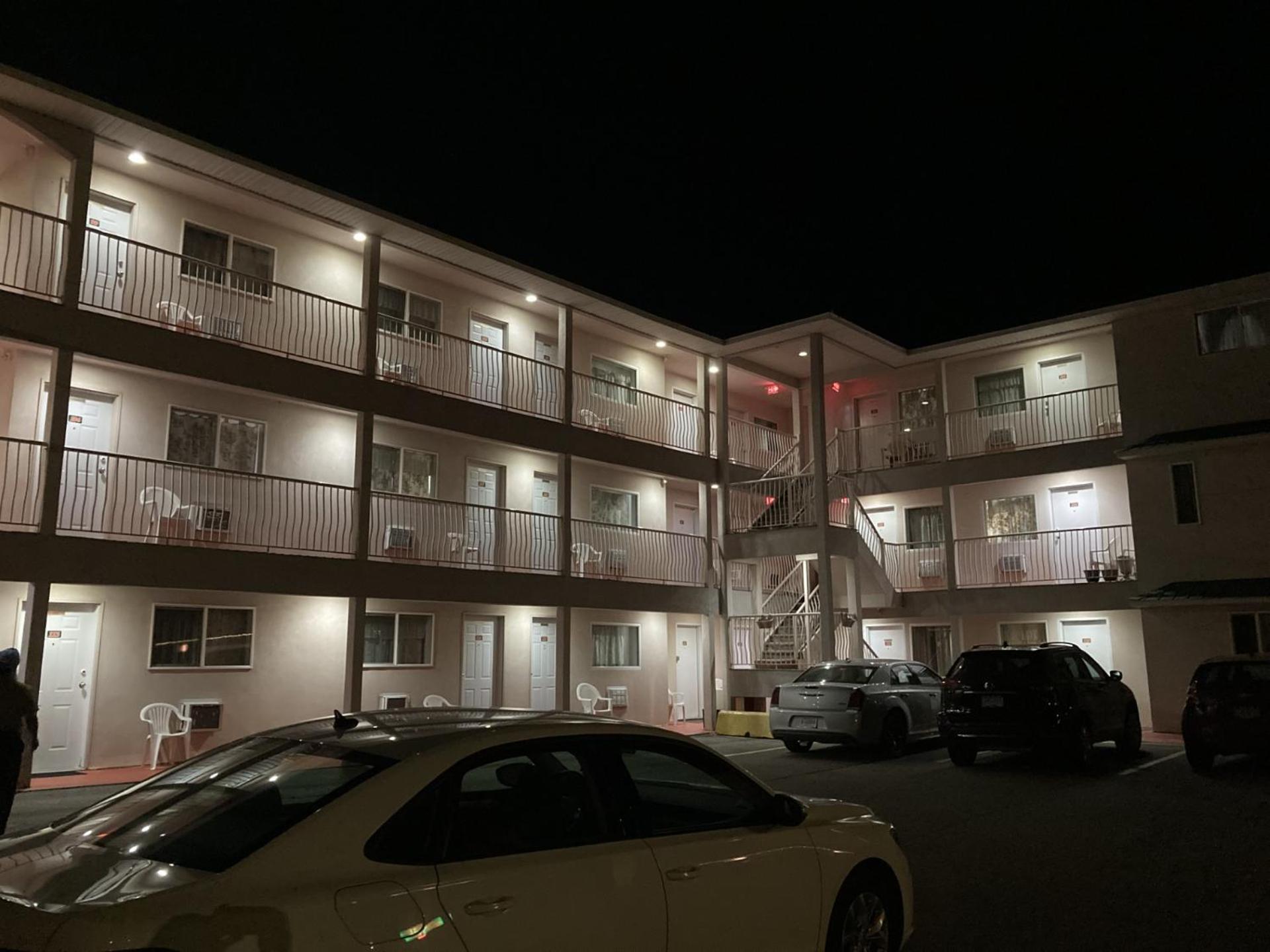 Motel 99 แกรนด์ฟอร์คส์ ภายนอก รูปภาพ