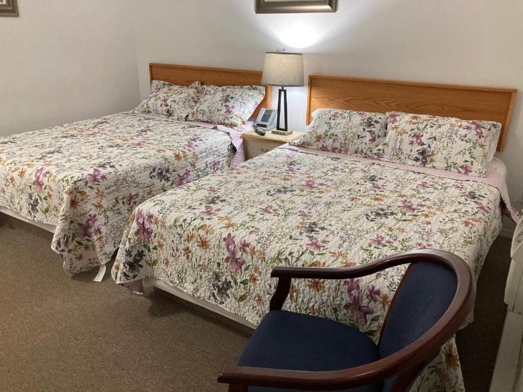 Motel 99 แกรนด์ฟอร์คส์ ภายนอก รูปภาพ